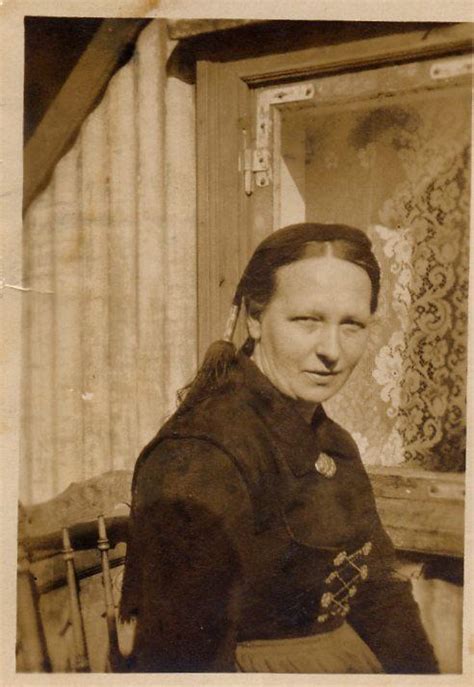 My Icelandic great great grandmother Oddrun - sometime around the 20s ...
