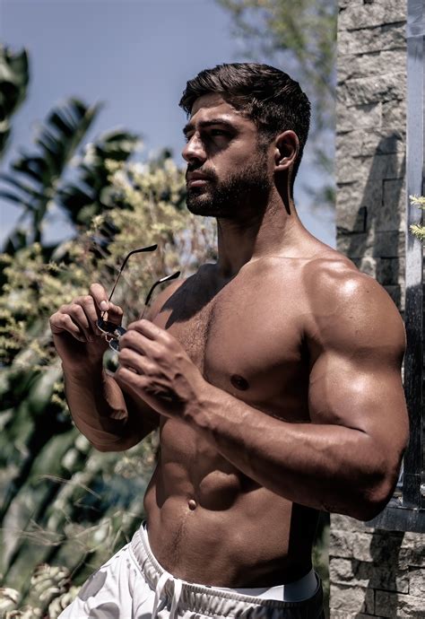 Random Hot Photos of Sexy Muscular Guys - Photos Set 13