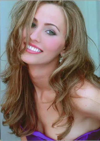 Danielle Demski Biography: Husband, Age, Height, Net Worth, Children