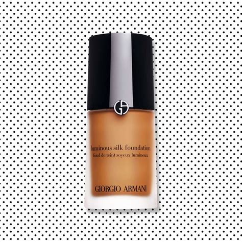 Review With Pictures: Armani Beauty Luminous Silk Foundation