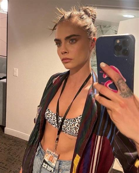 Cara Delevingne admits she checked into rehab as she was worried she ...