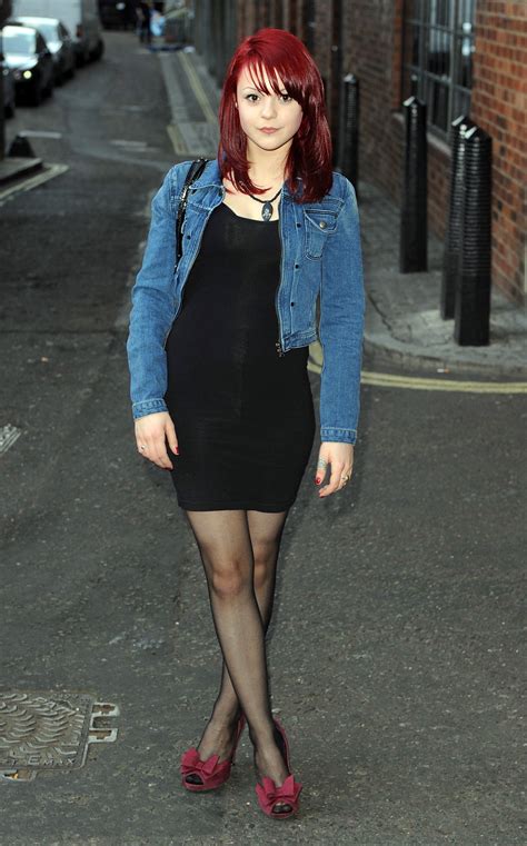 Kathryn Prescott's feet