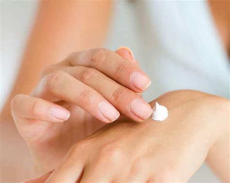 Nail Problems: Common Issues and Solutions