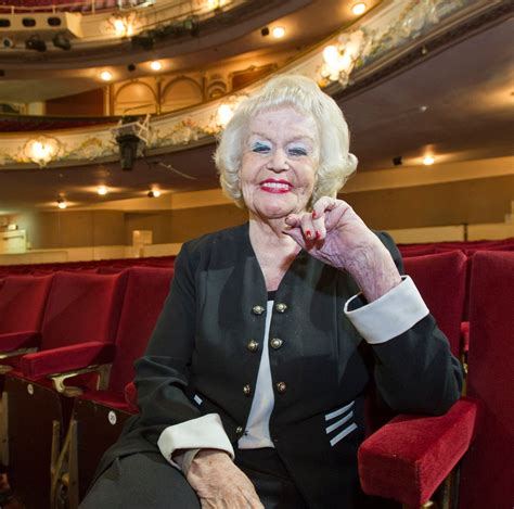 Mary Lee Milroy: Legendary Scots singer dies aged 100 | The Scottish Sun