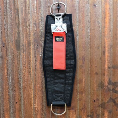 Barstow Quick Release Cinch 28 Inch – Atomic 79