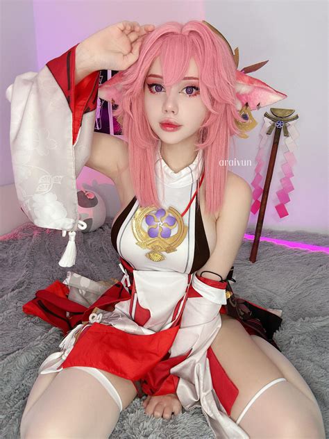 Yae Miko Cosplay by Samichuuu : r/GenshinImpact