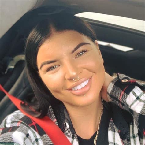 nora ariana  medium curated  lists