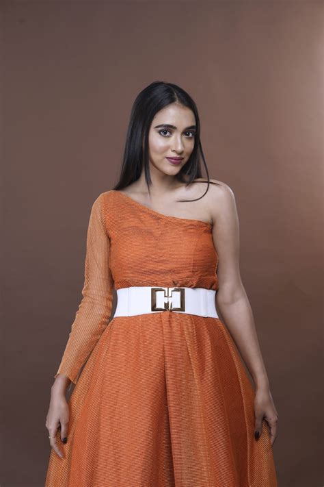 fashion model   model world medium