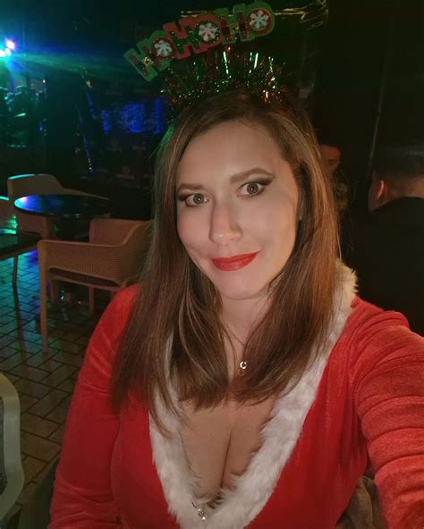 Anna Spase - Anna Spase added a new photo — in Málaga,...