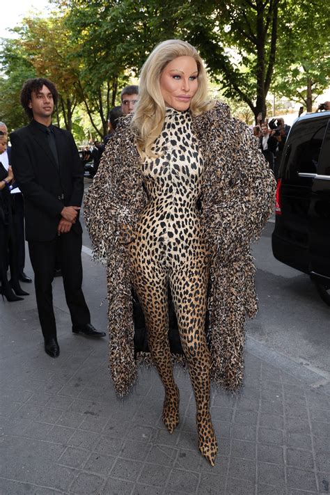 Jocelyn Wildenstein Barn Catwoman' Jocelyn Wildenstein Steps Out After