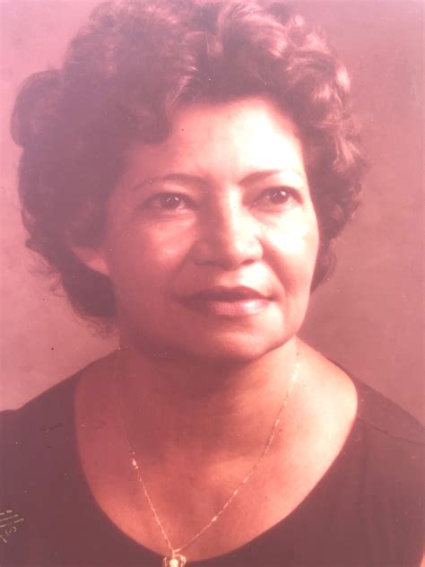 Find and Share Obituaries from the VC Star to Support the Community 4