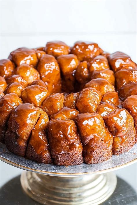 how to make monkey bread with biscuits