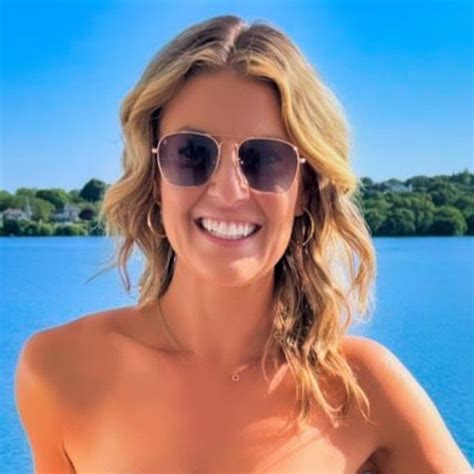 CBS Sports Reporter Amanda Balionis is... - Fake SportsCenter | Facebook