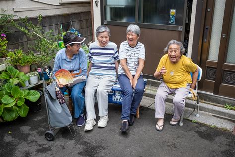 A guffaw of Japanese grannies? — Tokyo Times