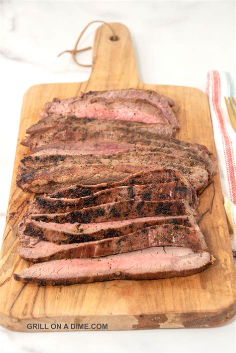 Grilled Flank Steak - grillonadime.com