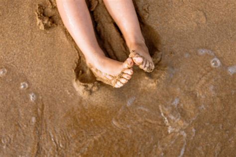 7,600+ Kids Feet Beach Stock Photos, Pictures & Royalty-Free Images ...