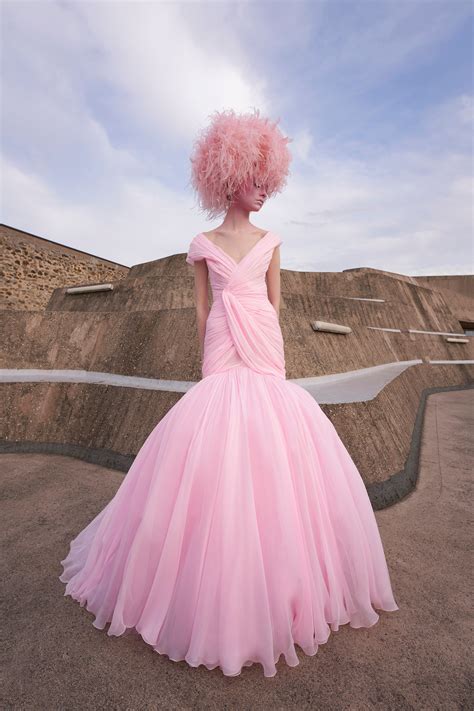 Vestiti cerimonia 2021, gli abiti eleganti più belli dalla couture