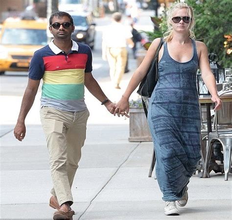 Aziz Ansari- biography with net worth, married and affair information