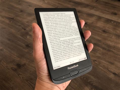 Recenze PocketBook Basic Lux 2
