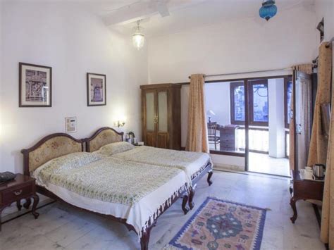 Lake Pichola Hotel | Udaipur 2021 UPDATED DEALS £28, HD Photos & Reviews