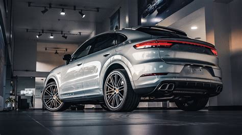 El nuevo Porsche Cayenne Turbo S E-Hybrid Coupé ahora en Ecuador