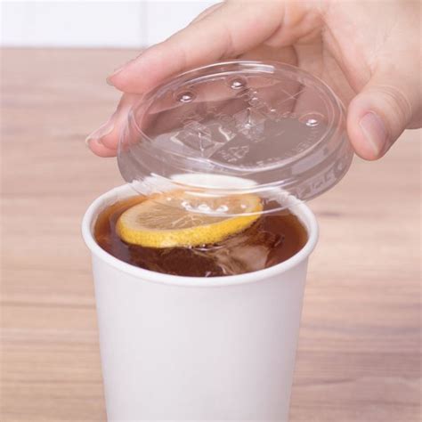 ct strawless sipper lids pet  mm clear  flip cap