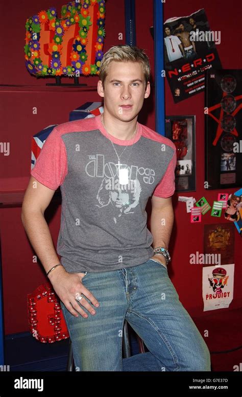 singer lee ryan  blue  res stock photography  images alamy