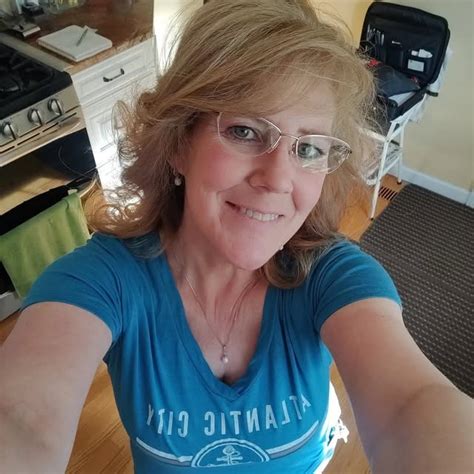 terri  atterriann  threads