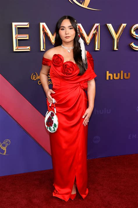Emmys 2024: Every look from the red carpet arrivals - ABC News