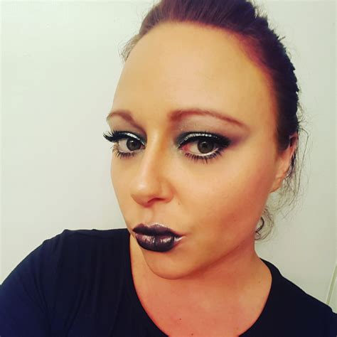 Mandi Rose Freelance Makeup Artist - Bold vamp look. Just having some
