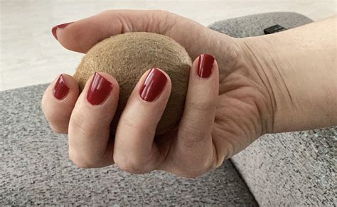 If You Are Allergic to Latex, You Are Probably Allergic to Kiwi as Well