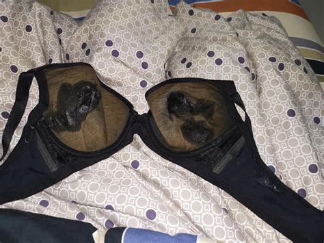 Cum on mom's black bra thinking about her | Scrolller