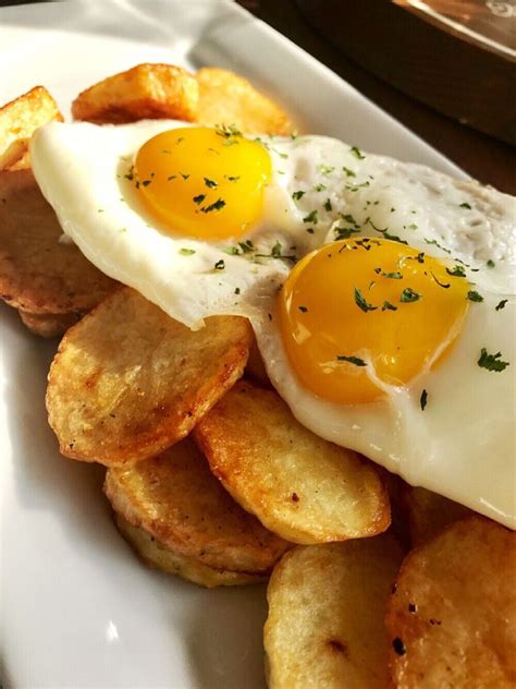Fried Eggs and Potato Slices Recipe