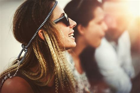 24 Fun Hairstyles for Long Blonde Hair | All Things Hair US