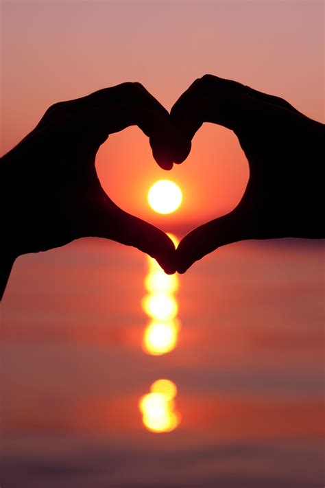 People Love Wallpaper