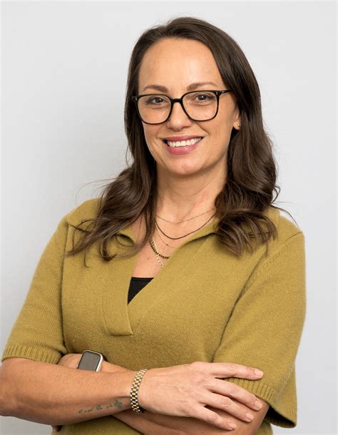 Annette Heaven: A Rising Star In The Entertainment World