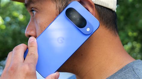 FCC wants unlocked phone rules to change, but AT&T and T-Mobile have