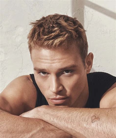 blonde actors in their 20s