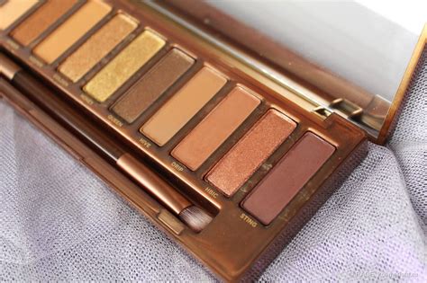Осенний запуск Urban Decay: палетка NAKED Honey и ее 12 оттенков в ...