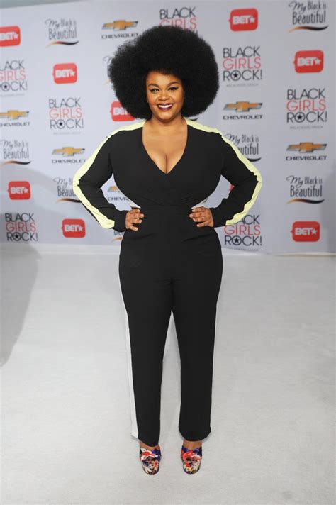 A Chic Peek At 20 Captivatingly Curvy Celebs - Essence | Essence