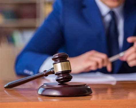 Адвокат по ДТП и административным спорам Киев.