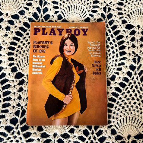 Vintage Playboy October 1972 : Playboy's Bunnies of 1972 Miss October