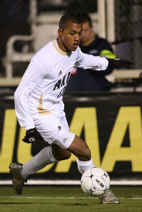 The most memorable sports moments of the last 30 years | Crain's