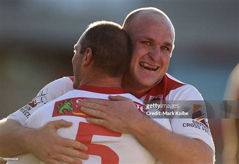 michael weyman congratulates reece simmonds   dragons