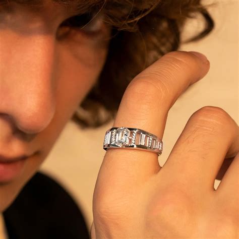 how to pick engagement rings 11