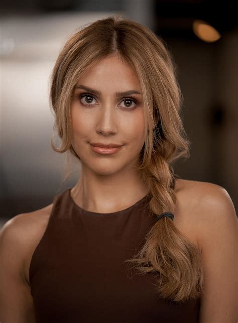 Emily Roslyn Villarreal 