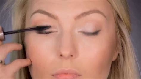 Лесен ежедневен грим - Simple And Long Lasting Everyday Makeup - YouTube