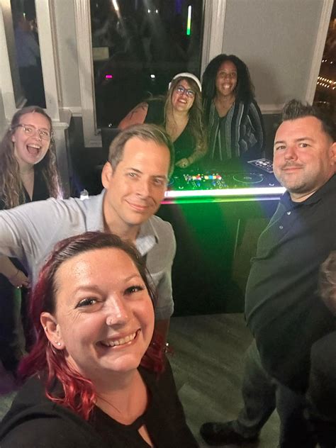 day wedding coordinator