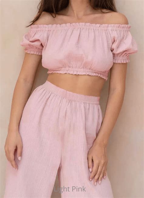 Softcore aesthetic (soft girl): Cute as kawaii minus the prints ...