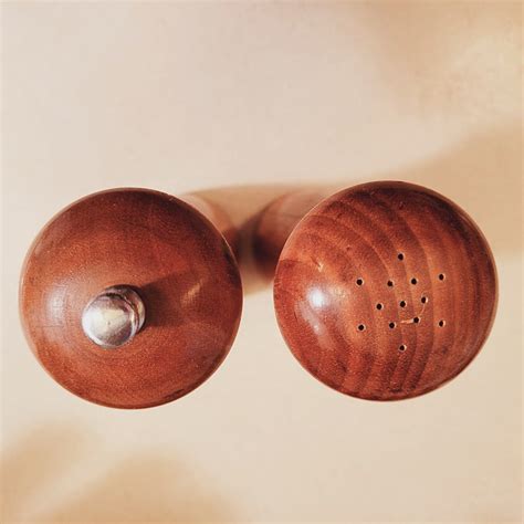 Mid Century Modern Salt Shaker and Pepper Grinder Set, Garantito Tre